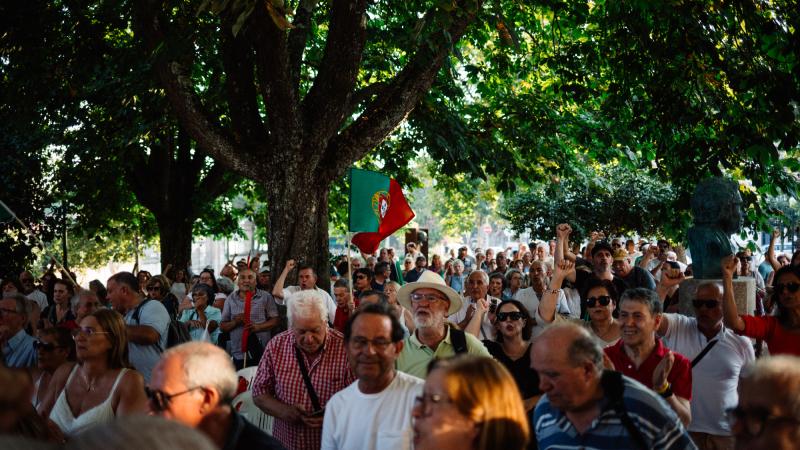 Sessão Pública no Porto