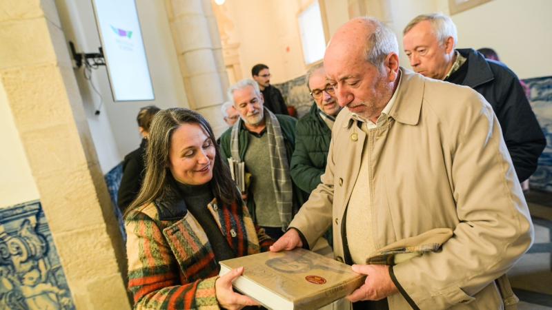 Visita ao património Gótico da cidade de Santarém, seguido de Sessão Pública