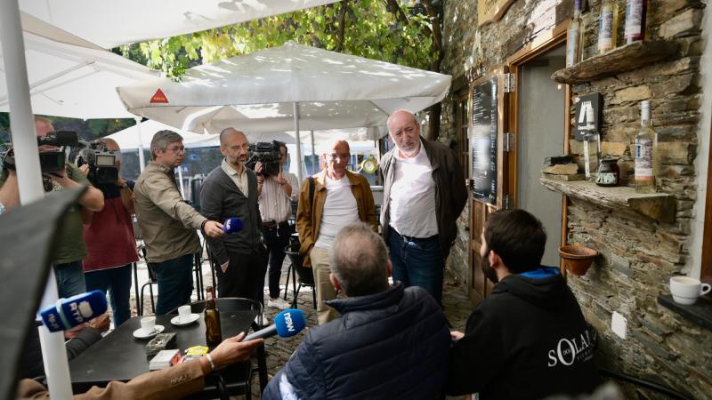 Visita e contacto com a população de Piódão